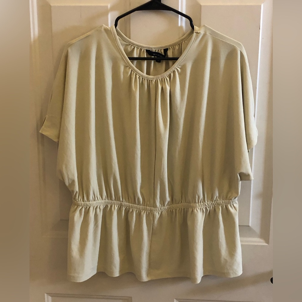 Woman’s Size L Wardrobe Top
